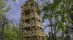 Okolice Dukli. Wieża widokowa na Cergowej