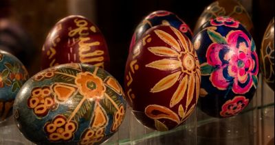 Z wielkanocną pisanką przez wieki