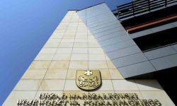 Ewentualna wolta Jana Burka nie wpłynie na los marszałka