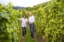 Elwira i Wiktor Szpakowie z winnicy "Jasiel" Fot. Tadeusz Poźniak