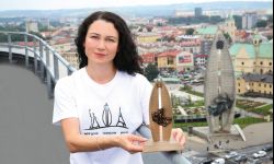 Pomniki Czynu Rewolucyjnego ...na sprzedaż