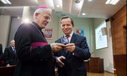 Abp Michalik - Zasłużony dla Województwa Podkarpackiego