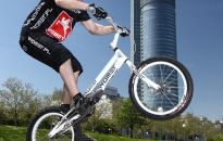 Krystian Herba chce zdobyć najwyższy budynek w Chinach