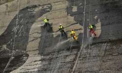 Ogromny ekologiczny mural na zaporze w Solinie