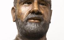 Amerykański rzeźbiarz z Ulanowa. Otwarcie Muzeum Pityńskiego