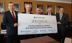 Dolina Lotnicza inwestuje w młode kadry