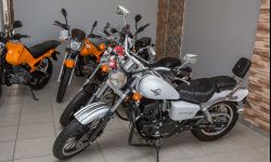 W garażu przyda się mały motocykl