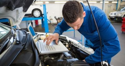 Fakty i mity. Autoryzowana Stacja Obsługi kontra znajomy mechanik