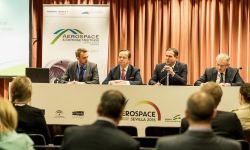 Duża impreza lotnicza w przyszłym roku w CWK w Jasionce