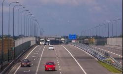 Pojechały auta autostradą A4 z Rzeszowa do Jarosławia