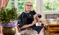 Krystyna Lenkowska: W słowie definiuję się najpełniej