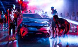 Trening Asseco z niespodzianką. Prezentacja nowego modelu Toyoty CH-R
