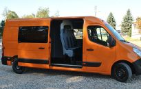 Profesjonaliści cenią dobre samochody - wybierają auta dostawcze ze znaczkiem Renault na masce