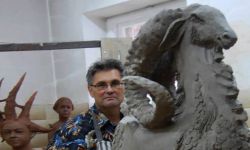 Krzysztof Brzuzan - wystawa rzeźby w rzeszowskim Elektromontażu