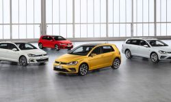 VW GOLF po liftingu - światowa premiera z roku modelowego 2017