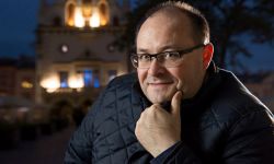 W Sztokholmie miałem prestiż, w Rzeszowie czuję się potrzebny!