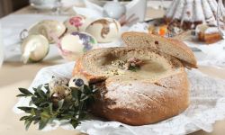 Smak Wielkanocy i potrawy symbolizujące narodziny