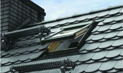 Jak dbać o dach, by zimą nie mieć przykrych niespodzianek