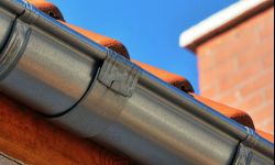 Idzie wiosna, czas zabrać się za czyszczenie rynien