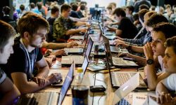 150 uczestników i 24 godziny programowania podczas hackathonu