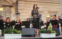 Bossa Ive Mendes w Łańcucie i szampan, którego nie było