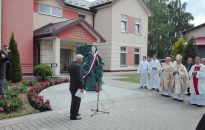 Brat Albert z brązu - miał stać w Krakowie. Jest w Rzeszowie