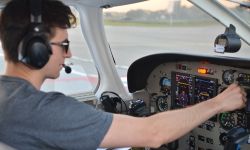 Na pilotażu od latania wakacji nie ma
