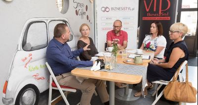 Jak zmienić polską szkołę na lepsze?! Debata BIZNESiSTYL "Na Żywo"