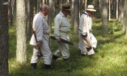 Budowle leśnego ludu rekonstruuje skansen w Kolbuszowej 