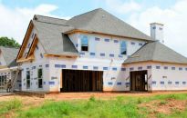 Dlaczego warto ubezpieczyć dom w stanie surowym?