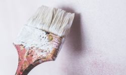 Pęknięcia na ścianach - jak je załatać?