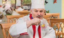 Kazimierz Rak, mistrz z Rzeszowa, wyróżniony przez cukierników