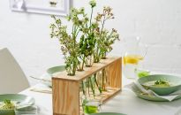 Świąteczny stojak na kwiaty