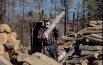 Dym z retortów snujący się nad Bieszczadami... Na wypale pod Lipowcem