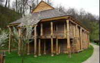 Synagoga w skansenie w Sanoku prawie gotowa