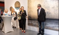 Młoda sztuka i starzy przyjaciele na jubileuszu DAgArt Galerie  