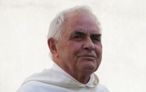 Ojciec Ludwik Wiśniewski troszczy się o Kościół. Książka jest dowodem