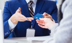 Niedozwolone postanowienia umowne w umowach kredytowych