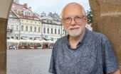 Prof. Andrzej Urbanik - lekarz, który zaraził się wirusem podróży