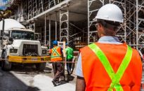 Różnice w parametrach materiałów- czy można łączyć ceramikę, silikaty i beton komórkowy  w ramach jednego projektu? 