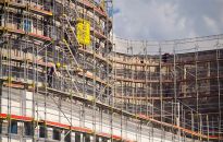 Profesjonalny sprzęt budowlany - rusztowania aluminiowe