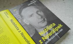 Od bomby atomowej do Pokojowej Nagrody Nobla. Niezwykłe losy Polaka