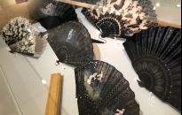 Kapelusz z zimorodka, a nawet secesyjna suknia w Muzeum Okręgowym