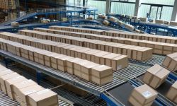 Jak wysyłać paczki za granicę?