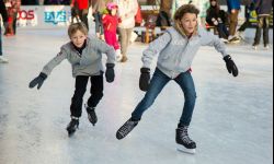 8 lodowisk w Rzeszowie i okolicy. Wejścia gratis i od złotówki za godzinę