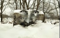 Ulotna sztuka w Sanoku. Andrejkow maluje sprayem śnieg