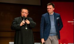 Abp Ryś i Szymon Hołownia w Rzeszowie: Zacznijmy od "przepraszam" 