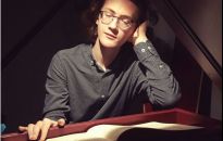 W Rzeszowie zachwycił jurorów walcem, teraz zagra w Żelazowej Woli 