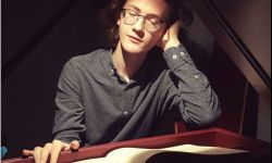 W Rzeszowie zachwycił jurorów walcem, teraz zagra w Żelazowej Woli 