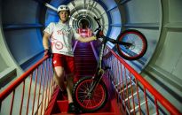 Mężczyzna od kuchni. Z Krystianem Herbą na rowerze